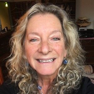 Meet your Posher, Karin